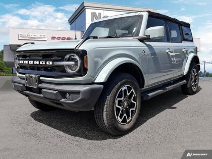 2022 Ford Bronco Outer Banks 4-Door 4WD