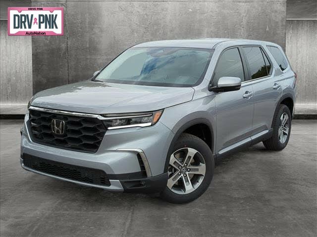 2024 Honda Pilot EX-L AWD with Captains Chairs