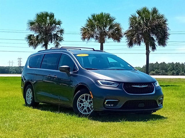 2022 Chrysler Pacifica Touring L FWD