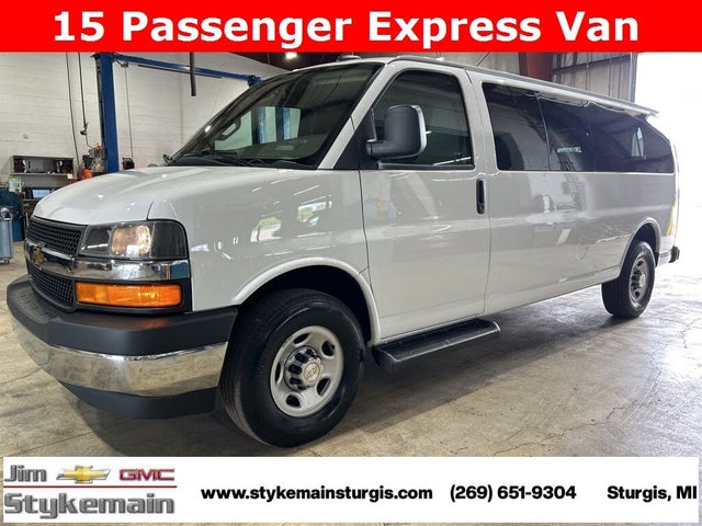 2022 Chevrolet Express 3500 LT Extended RWD
