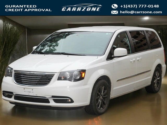 Chrysler Town & Country S FWD 2015