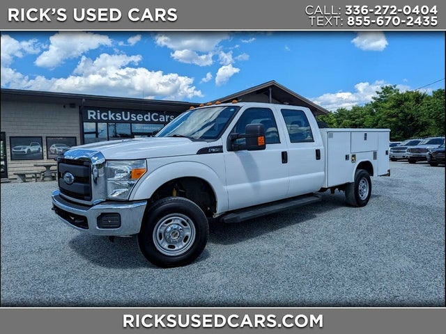 2015 Ford F-350 Super Duty Chassis XL Crew Cab 4WD