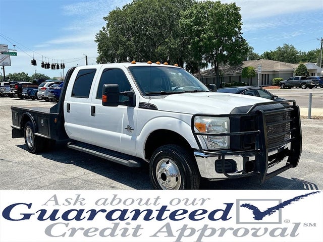 2011 Ford F-350 Super Duty Chassis XLT Crew Cab DRW 4WD