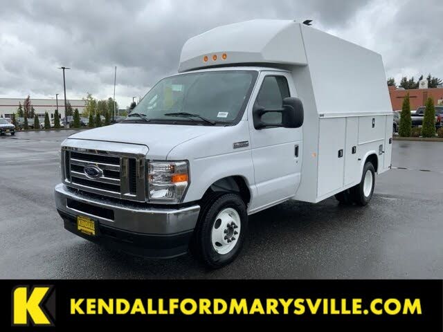 2025 Ford E-Series Chassis E-350 SD Cutaway SB DRW RWD