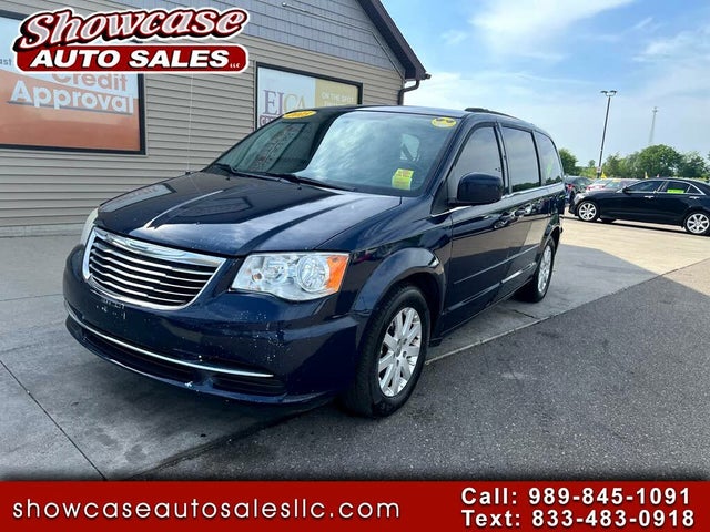 2015 Chrysler Town & Country LX FWD