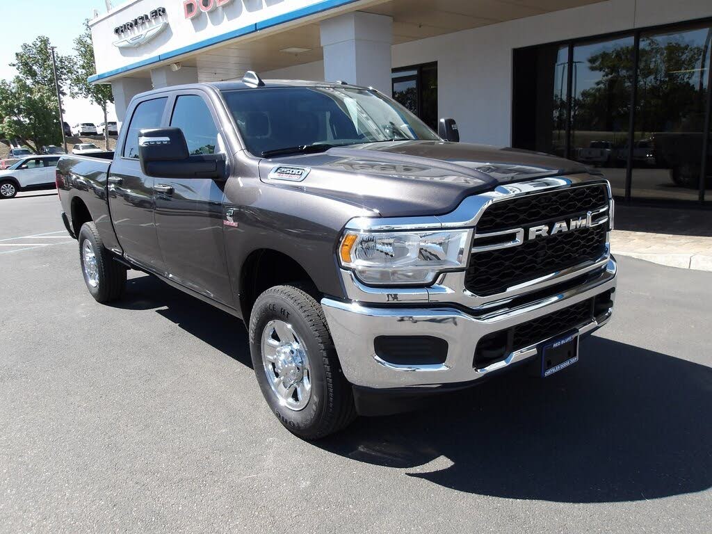 2024 RAM 2500 Tradesman Crew Cab 4WD