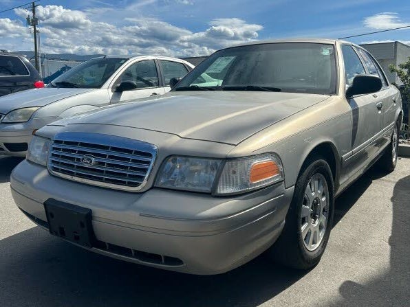 Ford Crown Victoria LX 2008