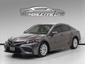 Toyota Camry SE FWD