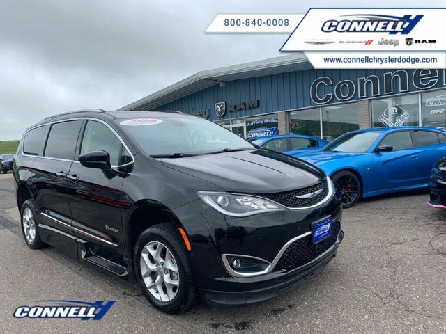 Chrysler Pacifica Touring L Plus FWD 2019