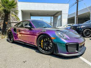 Porsche 911 GT2 RS Coupe RWD