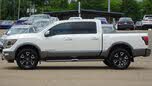 Nissan Titan Platinum Reserve Crew Cab 4WD