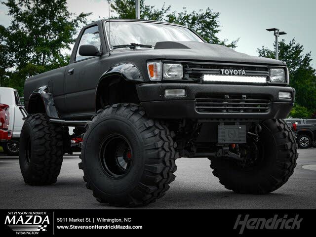 1989 Toyota Pickup 2 Dr Deluxe 4WD Standard Cab SB