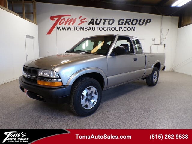 2000 Chevrolet S-10 LS Extended Cab 4WD