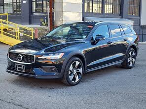 Volvo V60 Cross Country B5 Plus AWD