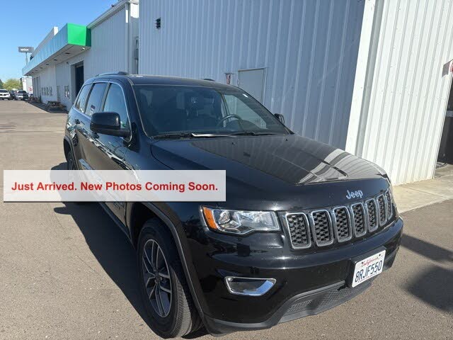 2020 Jeep Grand Cherokee Laredo E RWD