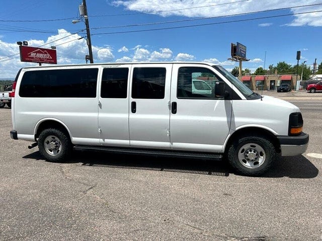 2012 Chevrolet Express 3500 1LS Extended RWD