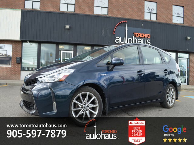Toyota Prius v FWD with Luxury Package 2017