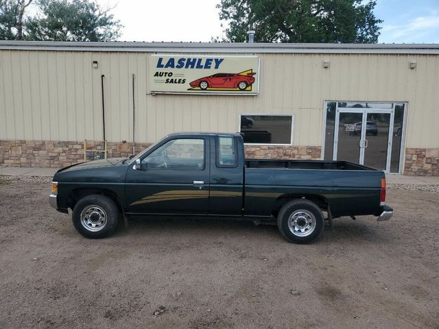1994 Nissan Truck XE Extended Cab SB