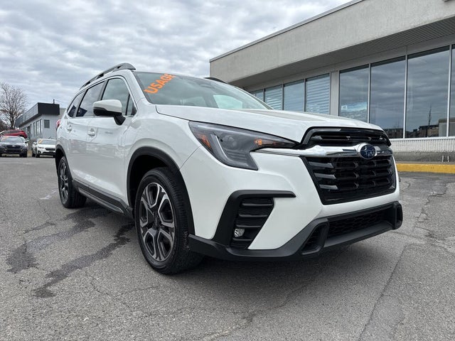 Subaru Ascent Limited AWD with Captains Chairs 2023
