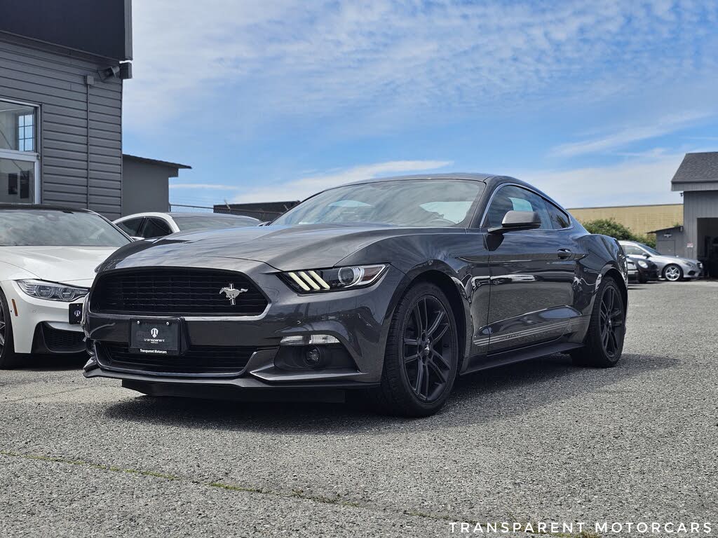 2017 Ford Mustang EcoBoost Premium Coupe RWD