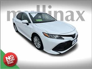 Toyota Camry LE FWD