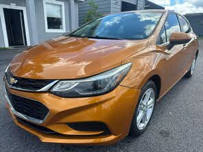 Chevrolet Cruze LT Hatchback FWD