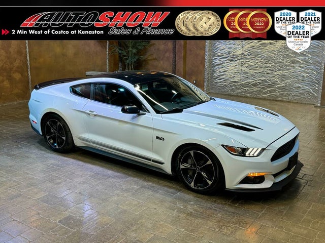 Ford Mustang GT Premium Coupe RWD 2016