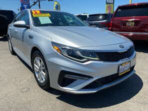 Kia Optima S FWD