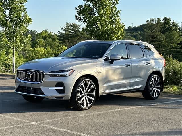 2023 Volvo XC60 Recharge T8 Ultimate Bright Theme eAWD