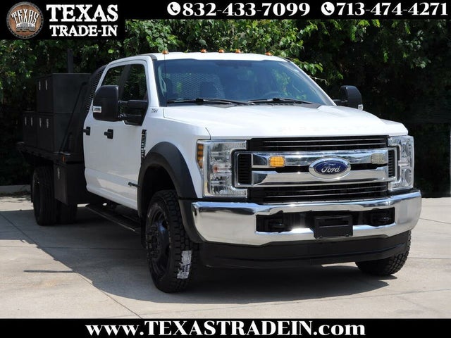 2019 Ford F-550 Super Duty Chassis XL Crew Cab 203 DRW 4WD