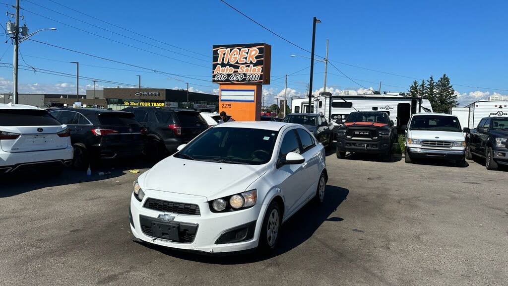 2012 Chevrolet Sonic 1LS Sedan FWD