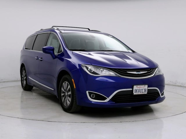 2019 Chrysler Pacifica Hybrid Touring L FWD