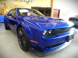 Dodge Challenger R/T Scat Pack Widebody RWD