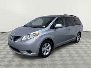 Toyota Sienna LE 7-Passenger Auto Access Seat FWD