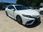 Toyota Camry SE FWD