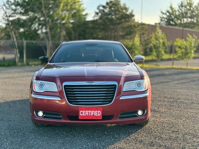 2013 Chrysler 300 Touring RWD