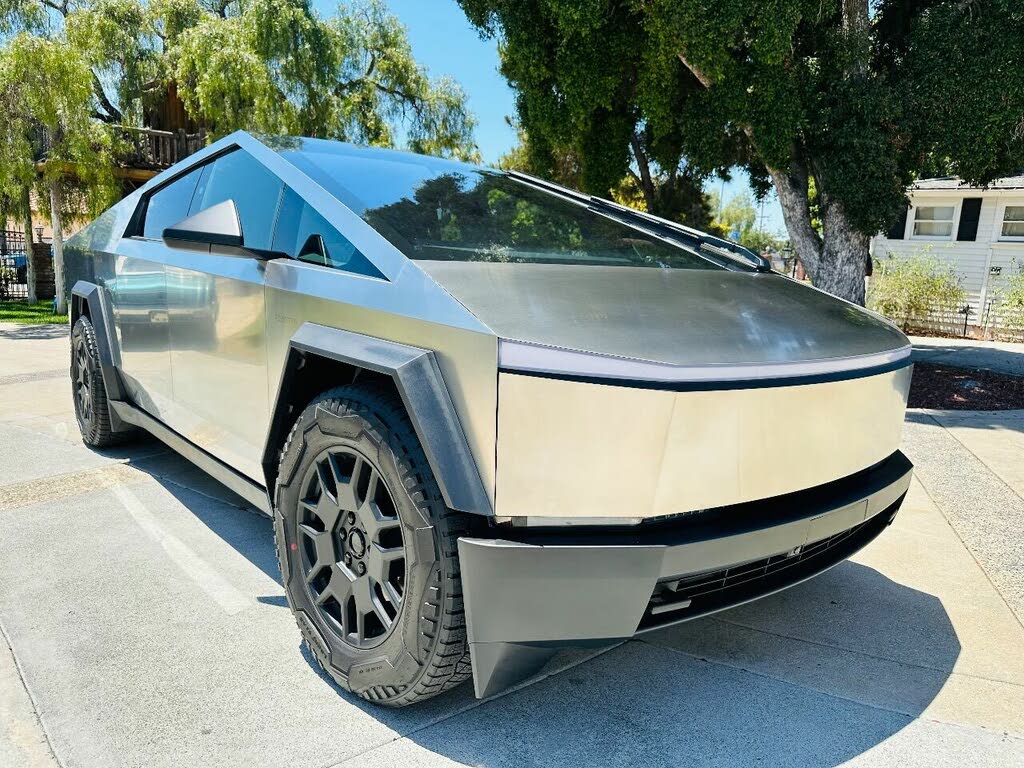 2024 Tesla Cybertruck Base