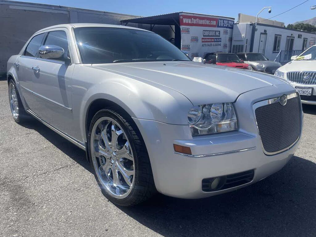 Used 2010 Chrysler 300 for Sale in Los Angeles