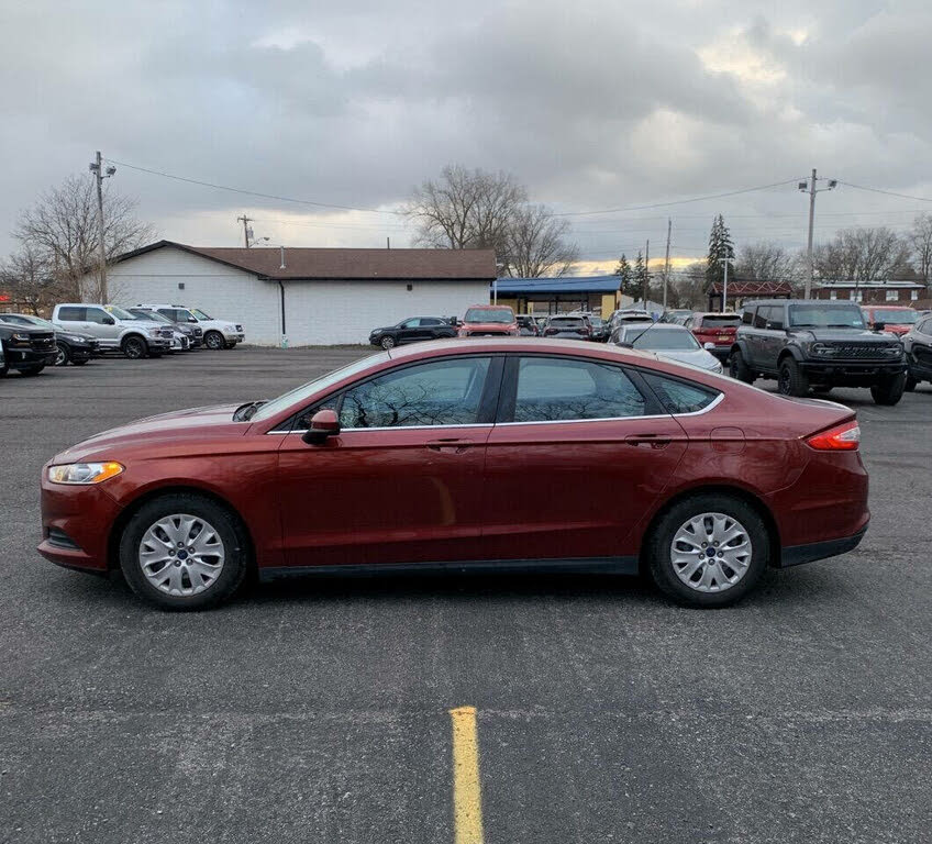 2014 Ford Fusion S