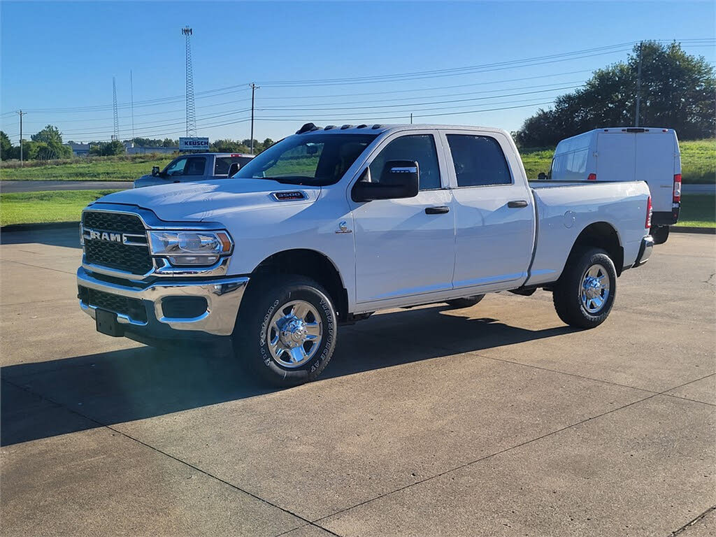 2024 RAM 3500 Tradesman Crew Cab 4WD