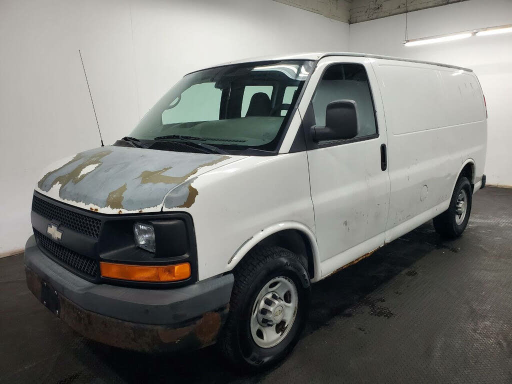 2009 Chevrolet Express Cargo 2500 RWD