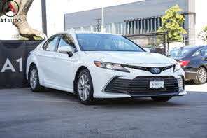 Toyota Camry Hybrid LE FWD