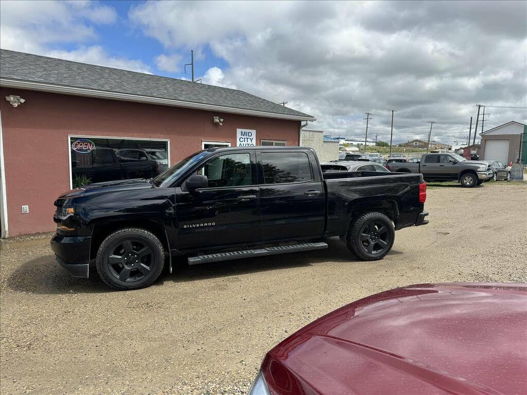 2018 Chevrolet Silverado 1500 Custom