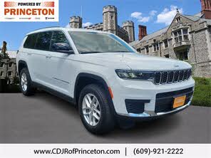 Jeep Grand Cherokee L Laredo 4WD