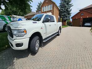 RAM 2500 Laramie Mega Cab 4WD