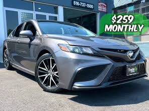 Toyota Camry SE AWD