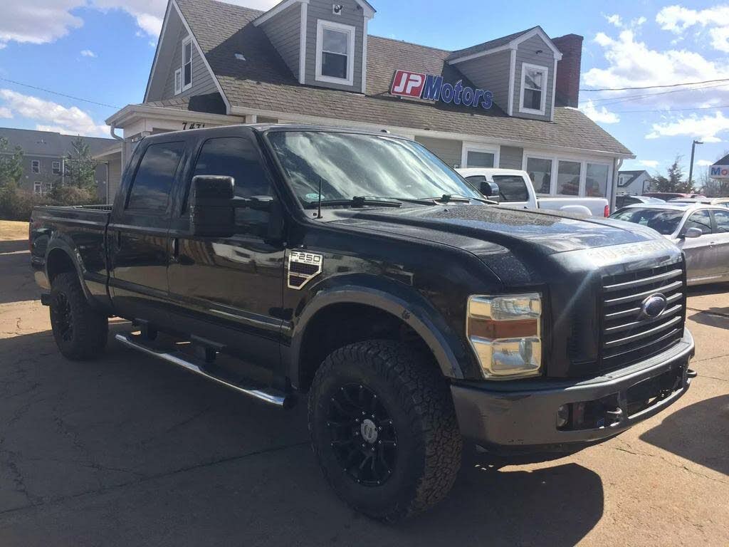 2009 Ford F-250 Super Duty Lariat Crew Cab LB 4WD