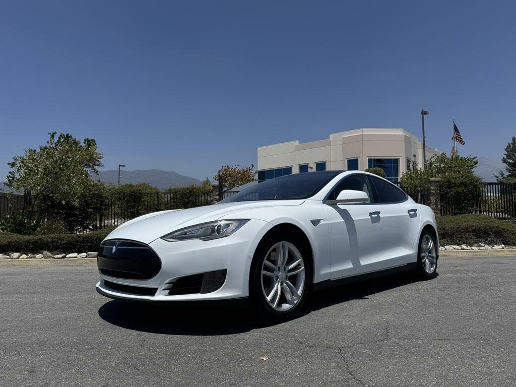 2015 Tesla Model S 70D AWD