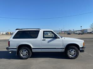 GMC Typhoon 2 Dr Turbo AWD SUV