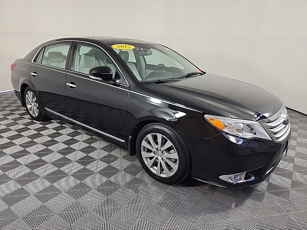 Used Toyota Avalon for Sale in Des Moines, IA - CarGurus